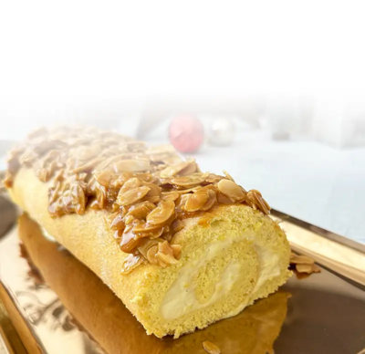 Rezept | Moni Nagl - Bienenstich Rolle Rezept | Moni Nagl - Bienenstich Rolle